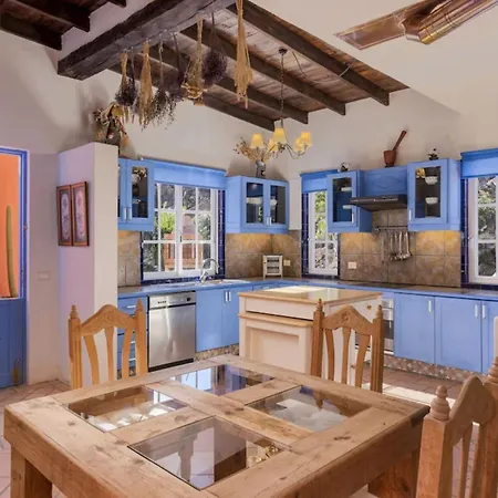 Βίλα Karat Hacienda Miranda *